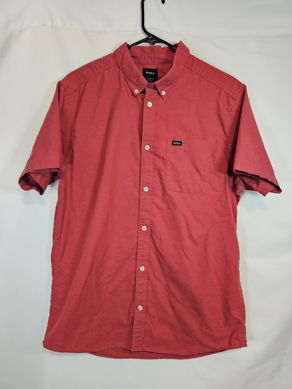 RVCA Men’s Short Sleeve Button-Down Shirt in Red